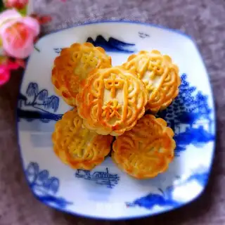 Honey version of Mid-Autumn Mooncake