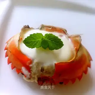 Crab steamed eggs