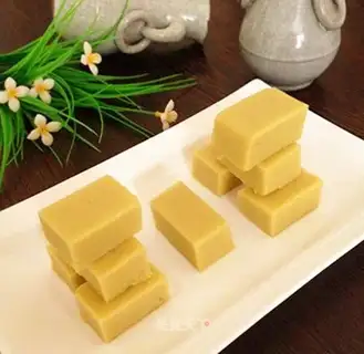 Sweet pea yellow