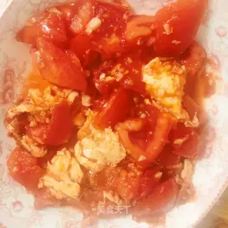 Tomato fried eggs