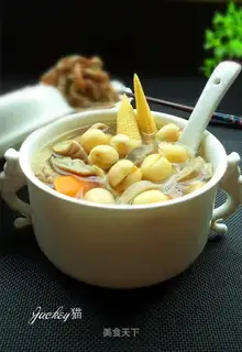 Pippin' pig's belly soup