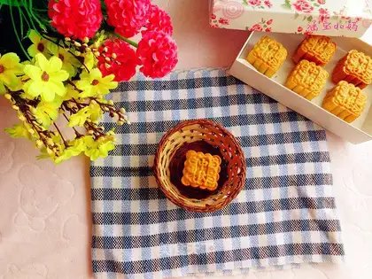 The date-measure mooncake