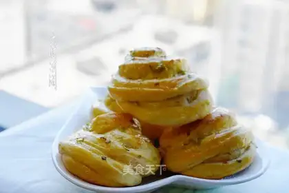 Onion rolls