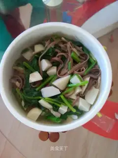 Potato spinach noodles