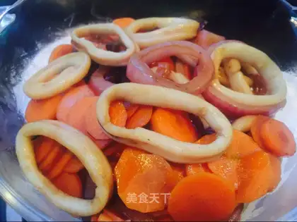 Fired squid rings
