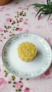 Cheese and green beans