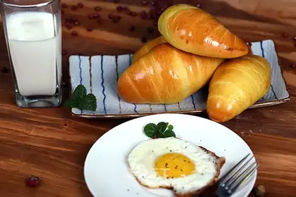 Buffalo croissants
