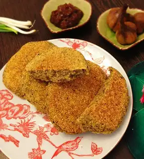 A groceries cake