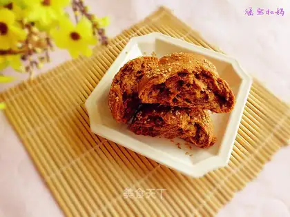 Sugar mooncake