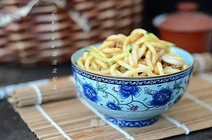 Fried noodles