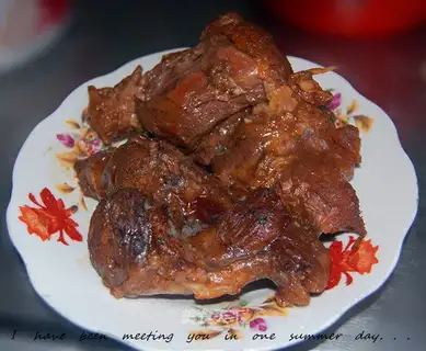 A halogenated beef oxen