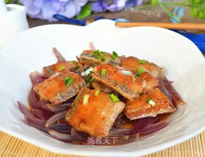 Onions burn fish
