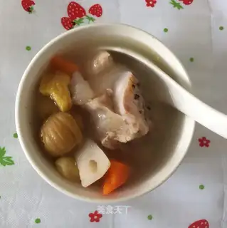 Chestnut bone soup