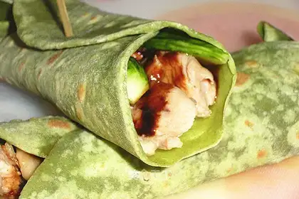 A spinach chicken roll