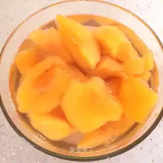 Peach can