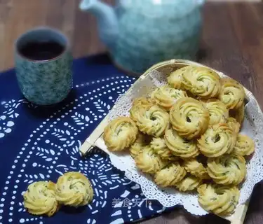 Onion cookies