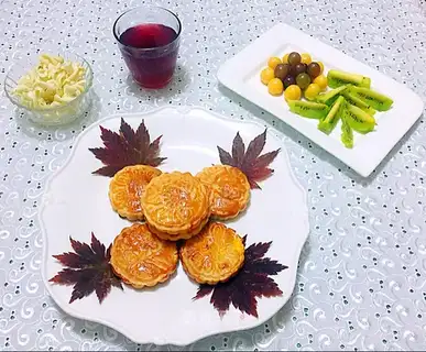 White Bean Mooncake