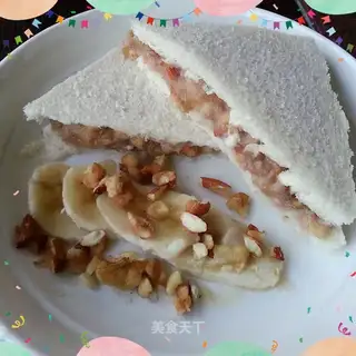 Banana nut sandwich