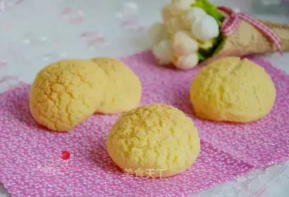 Pineapple puff