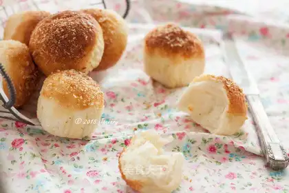 Milk coconut bread