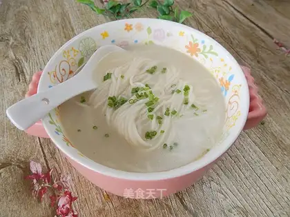 Fish noodles