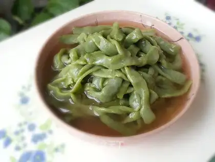 Handy spinach noodles