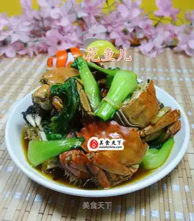 Crabs in green