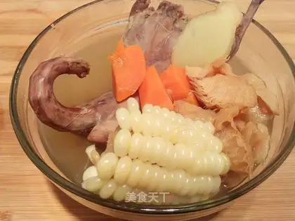 Monkey dove corn soup