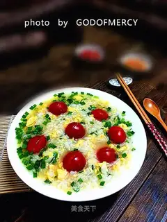 Cream eggs and tomato rice