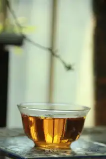 White tea for honey cinnamon