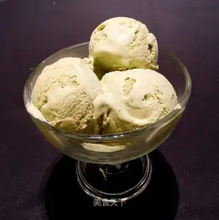 Tea ice cream
