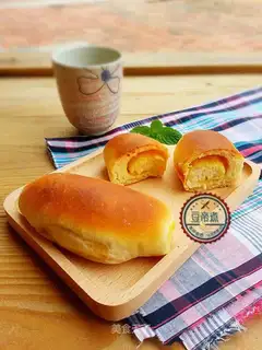 Mango sauce bread
