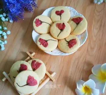 Romantic cherry cookies