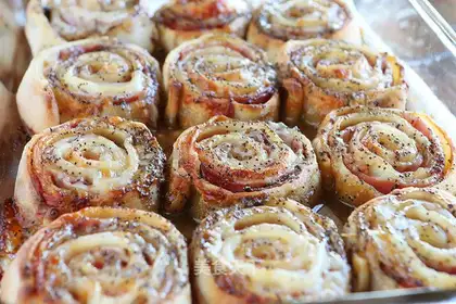 Cheese ham rolls