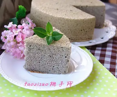 Black sesame ricin cake