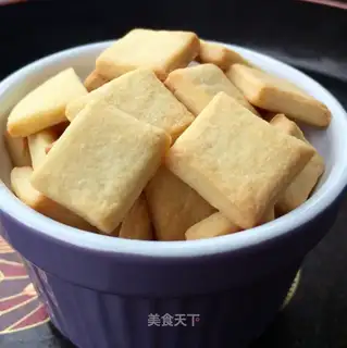 Milk crackers