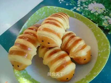 caterpillar bean pie