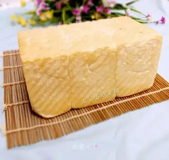 Cranberry toast - 70% Chinese