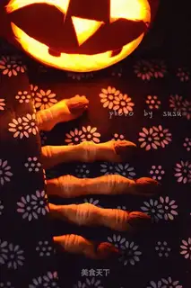 Witch finger crackers