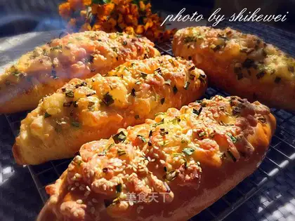 A meat-free ham cheese onion bag