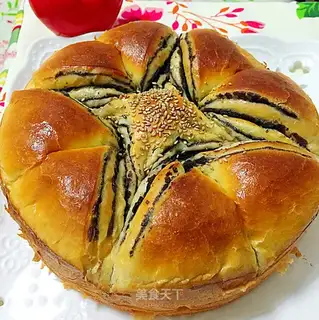Bean and sand, bread