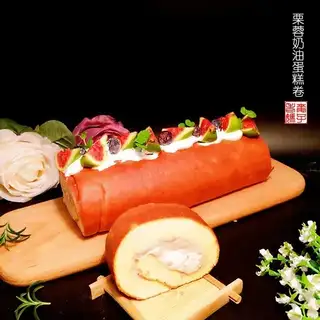 Chestnut cream roll