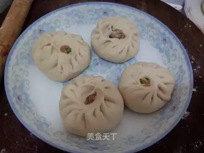 Meat buns