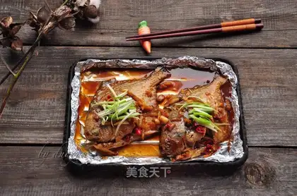 Red-burned mackerel