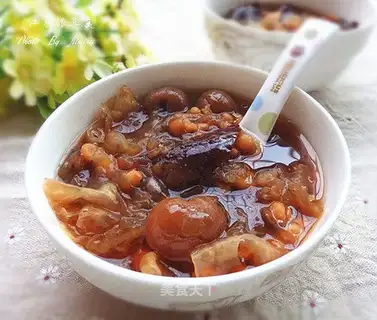 The silver spoon of red dates