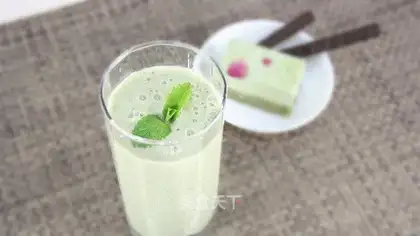 strange fruit banana smoothie