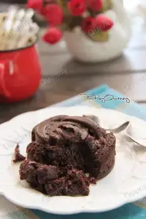 Rose lava cake