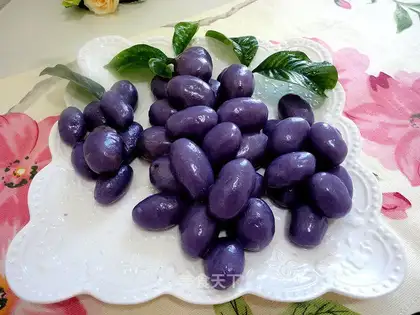 ♪ ♪ ♪ Purple and blue soybeans ♪