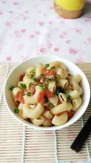 Fry mushrooms and macaroni