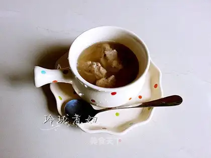 Chicken weed and pork soup